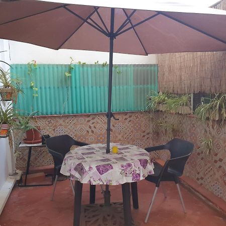 Apartamentos Naranja Y Limon Valencia Kültér fotó