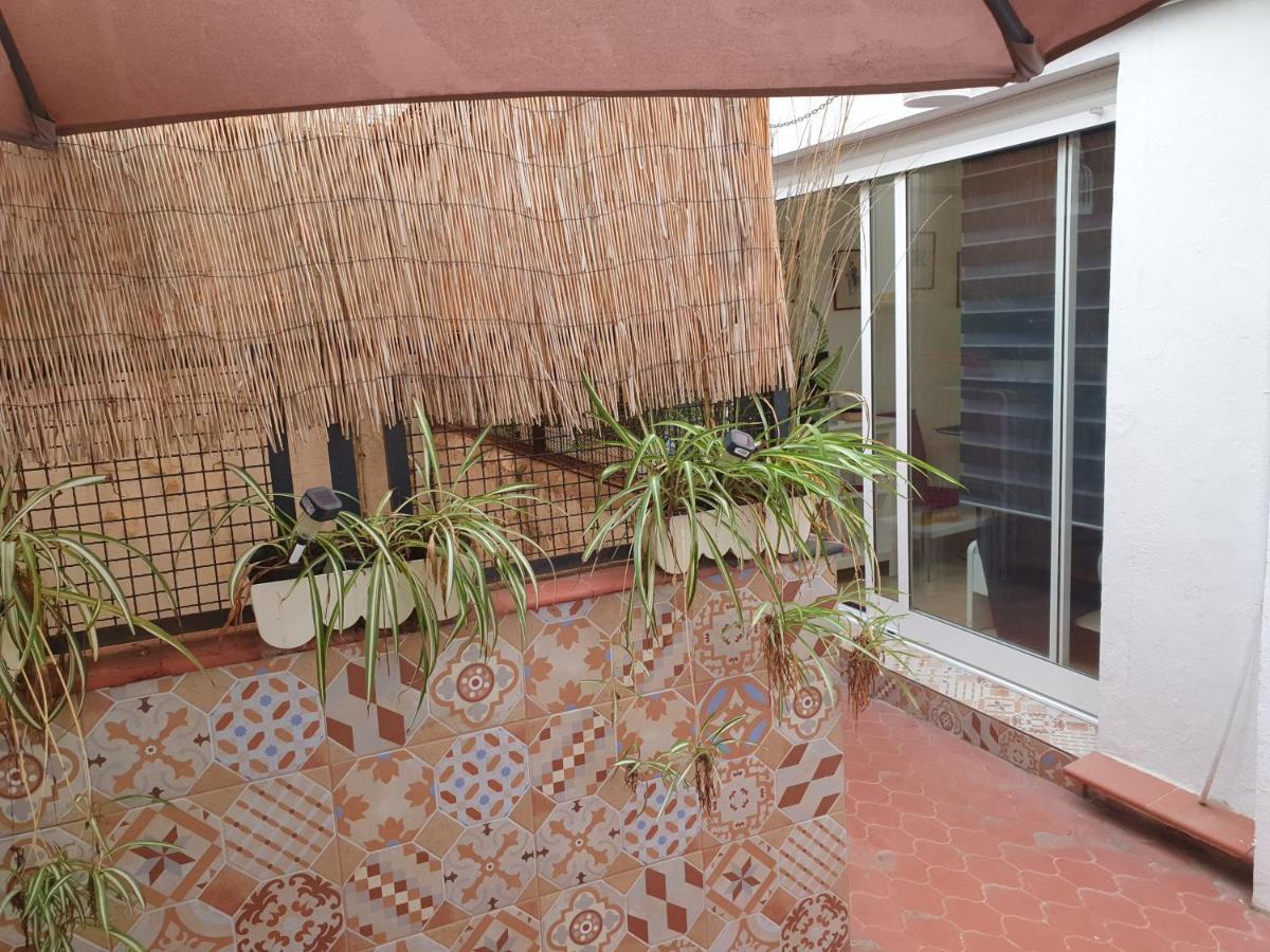 Apartamentos Naranja Y Limon Valencia Kültér fotó